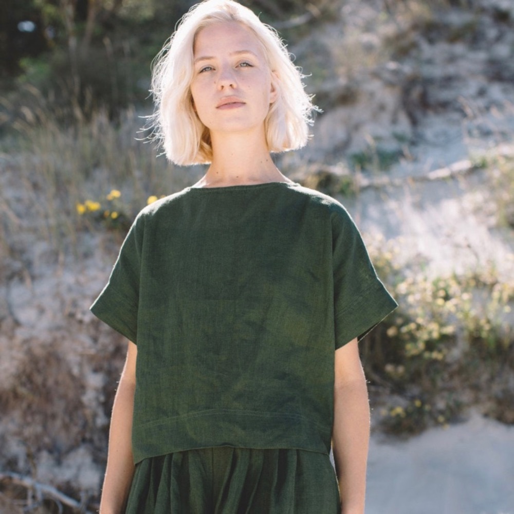 Linenfox Mona forest green top L-XL